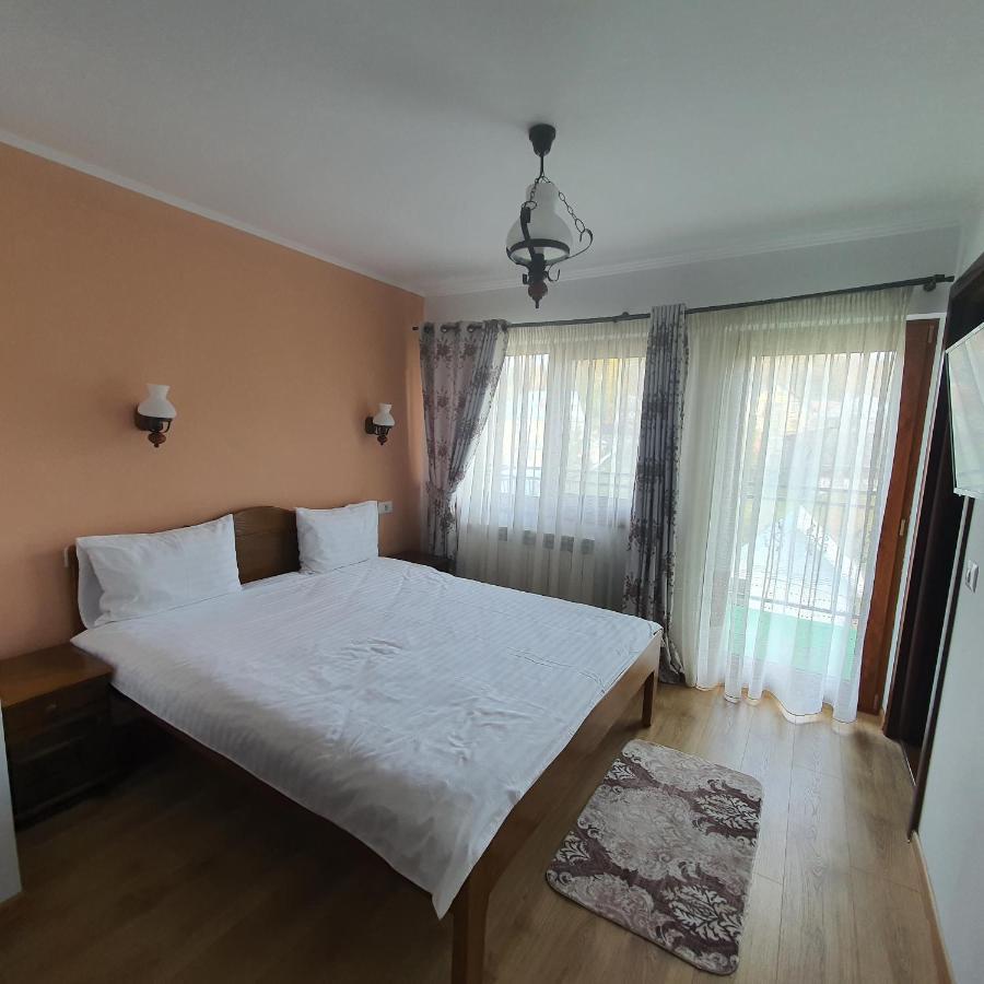 Casa Sofia Appartement Baltatesti Buitenkant foto
